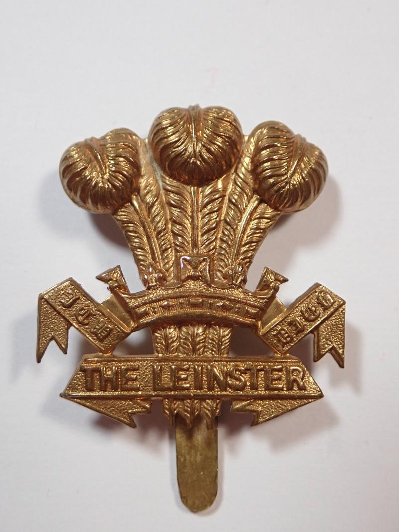 Leinster Regiment WW1 Brass Economy Cap Badge.