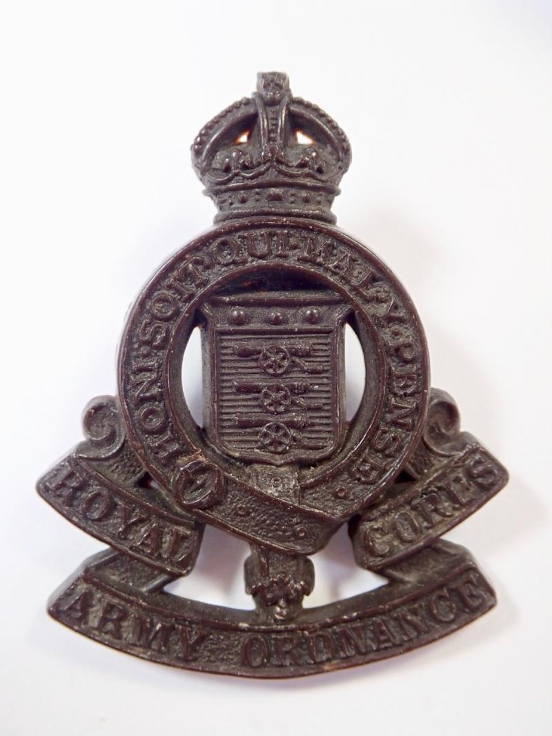 Royal Army Ordnance Corps WW2 Plastic Economy Cap Badge