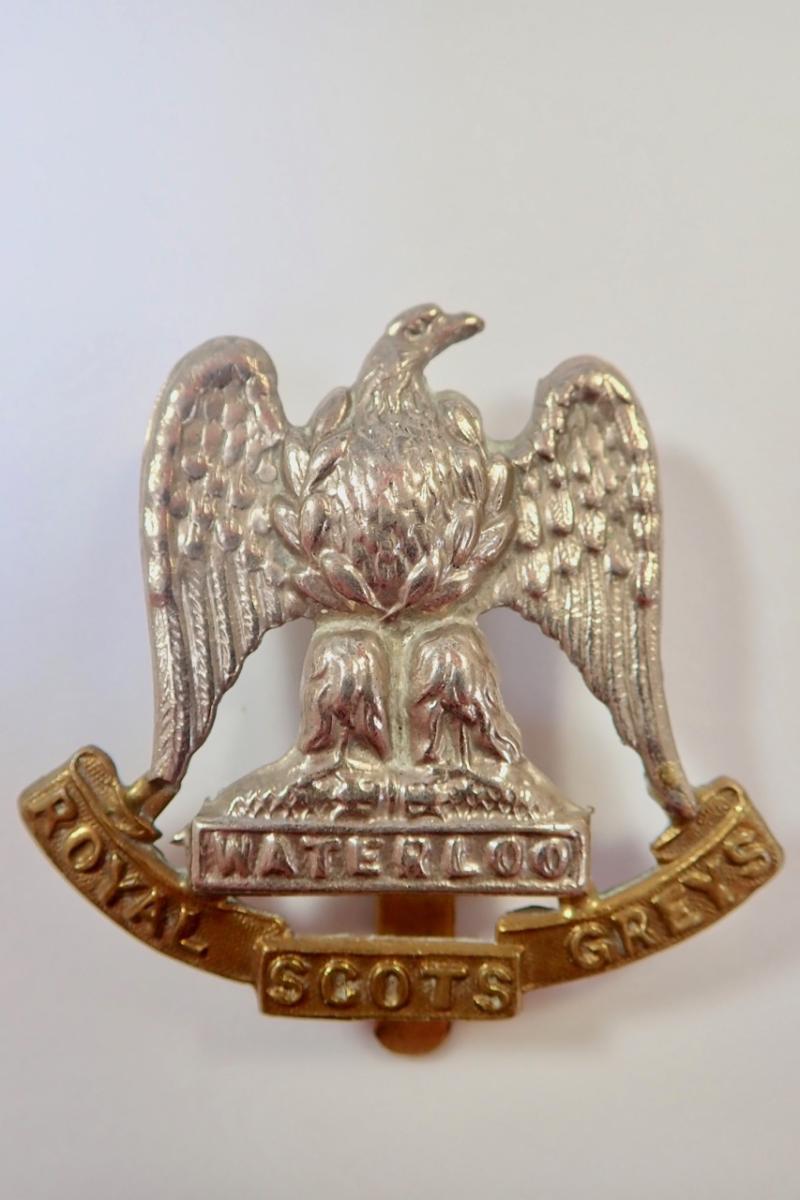 ROYAL SCOTS GREYS Cap Badge