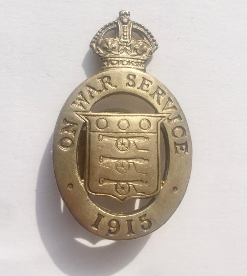 On War Service Lapel Badge 1915