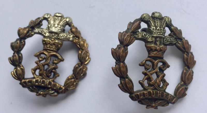 Pair of Collar Badges: Middlesex Regiment