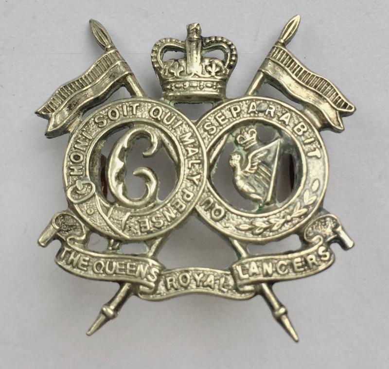 Collar Badge: The Queen's Royal Lancers