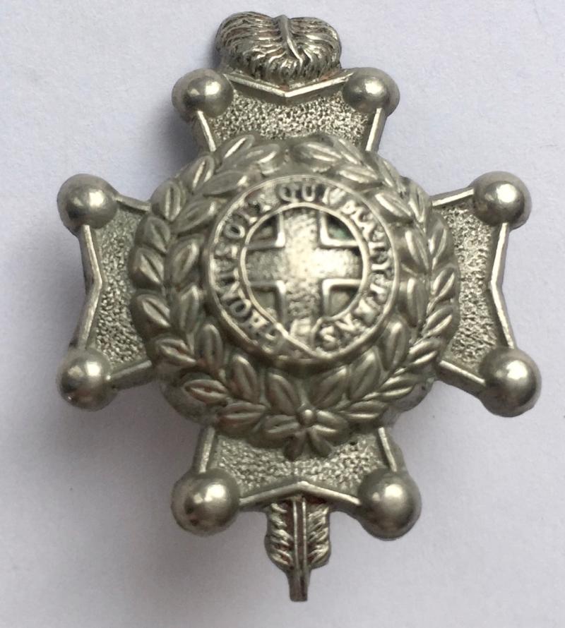 Royal Sussex Regiment White metal Collar Badge: