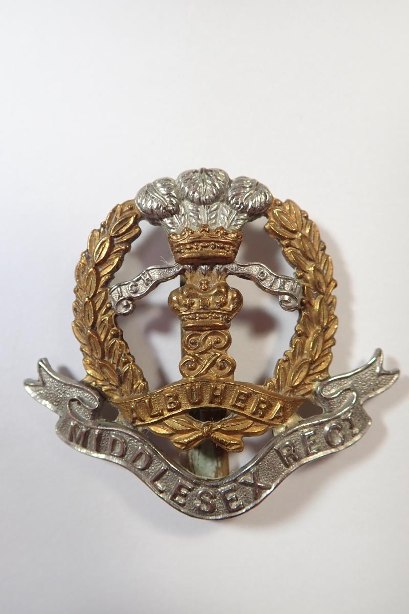 Middlesex Regiment WW2 Cap Badge.