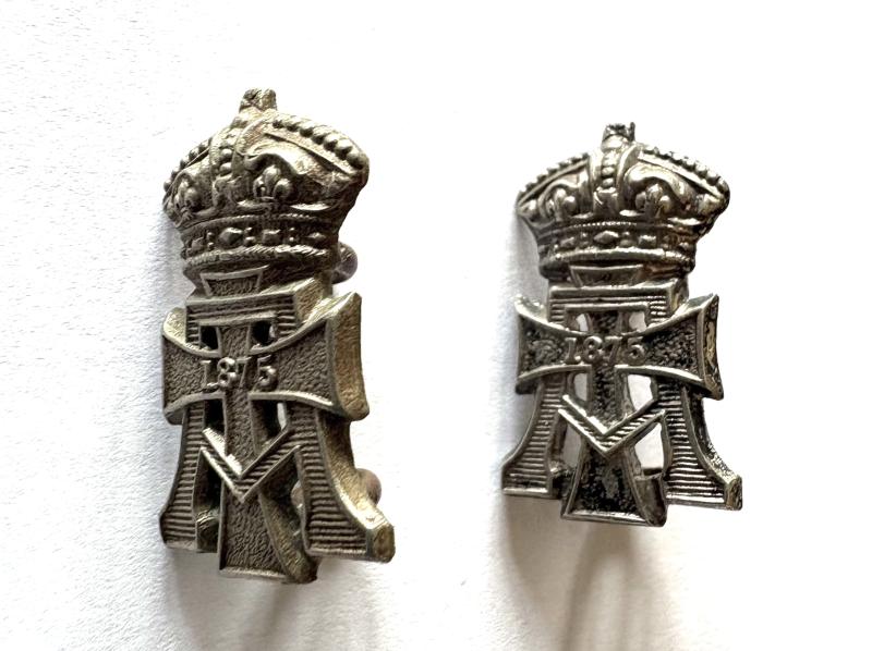 A pair of unmatching Alexandra, POW Own Yorkshire Regiment, Green Howards