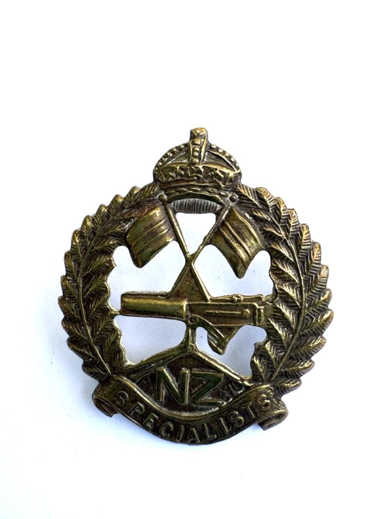 New Zealand Collar Badge: NZ Specialists