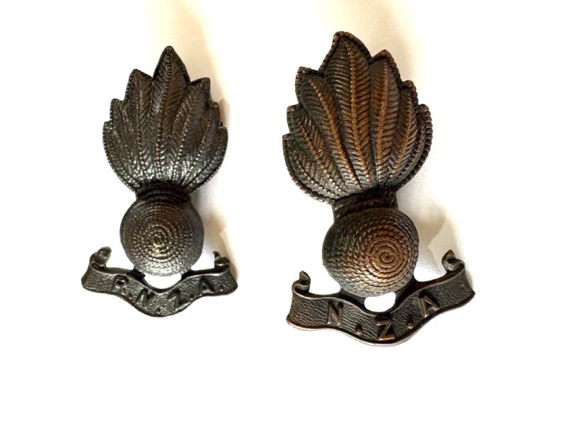 New Zealand Bronze Collar Badges: A pair of N.Z.A New Zealand Artillery
