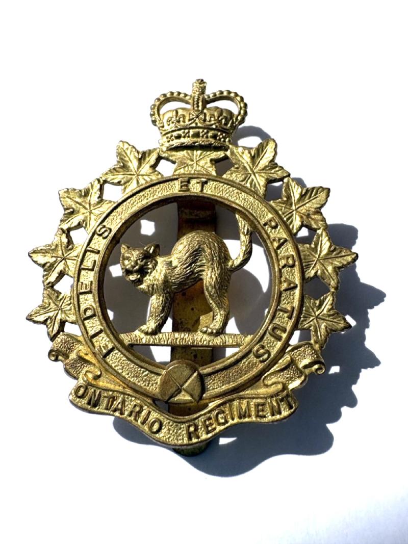 Canadian Ontario Q.C. Cap Badge.
