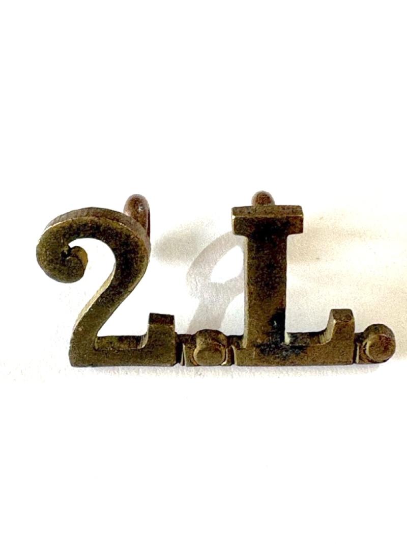 Brass Metal Shoulder Title: 2L - 2nd Lancers