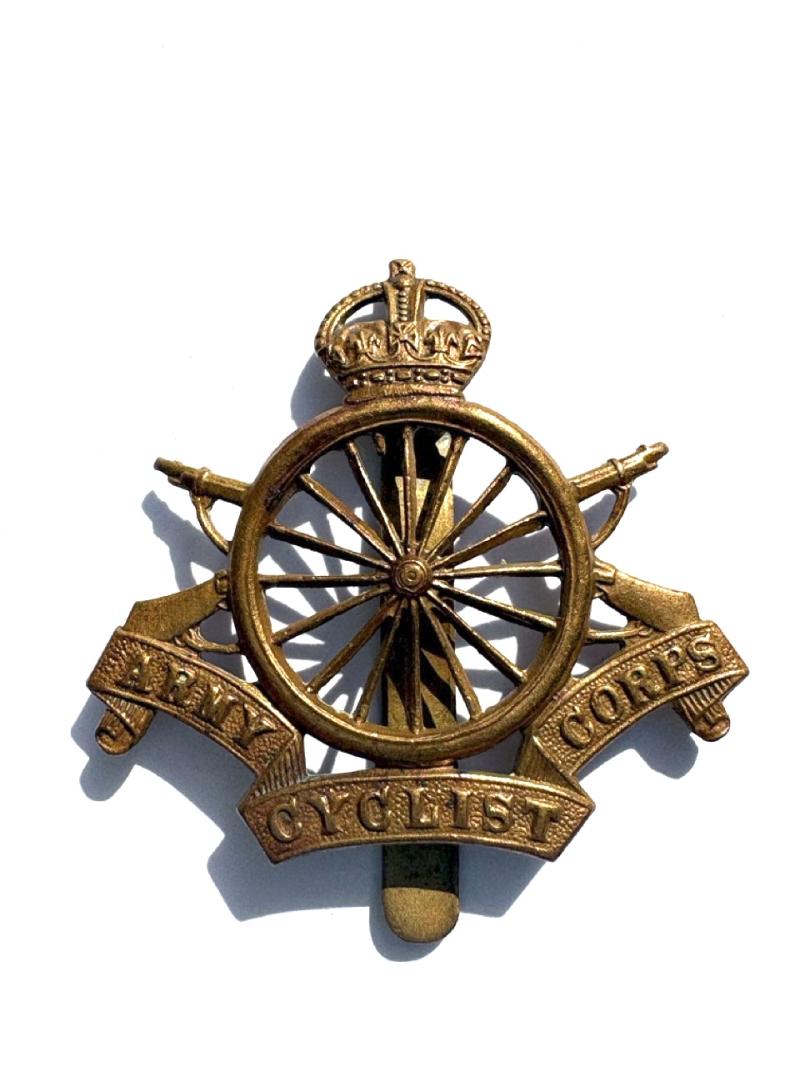 Original Army Cyclist Corps Cap Badge - 16 spokes. C WW1
