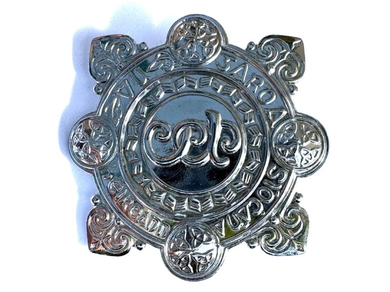 Irish: Garda Siochana Obsolete Chrome Badge