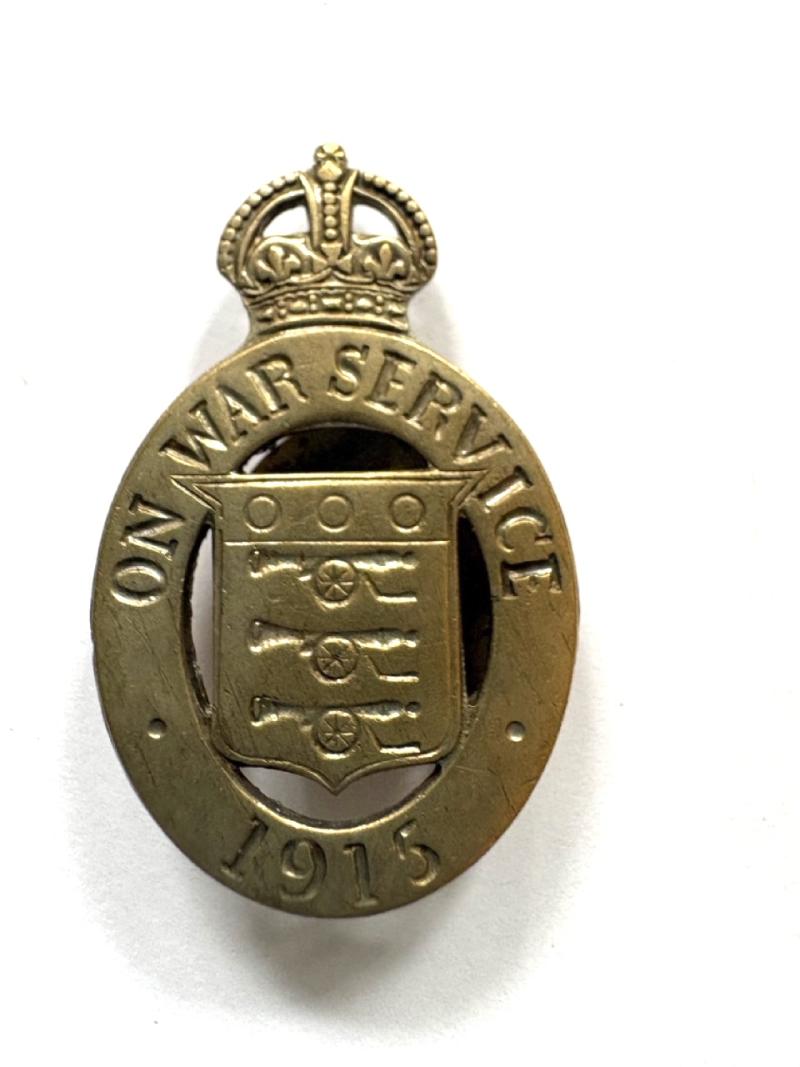 ON WAR SERVICE Lapel Badge 1915. MAPPIN & WEBB