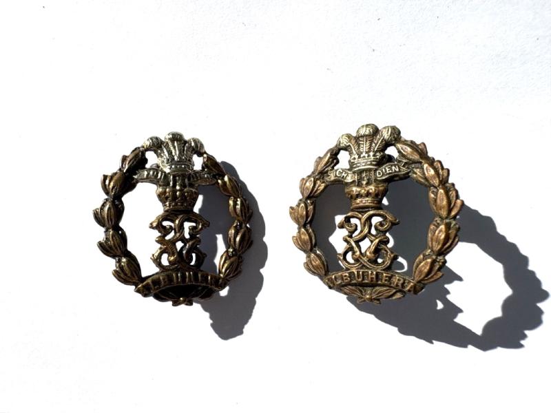 A good pair of Middlesex Regimental Collar Badges.