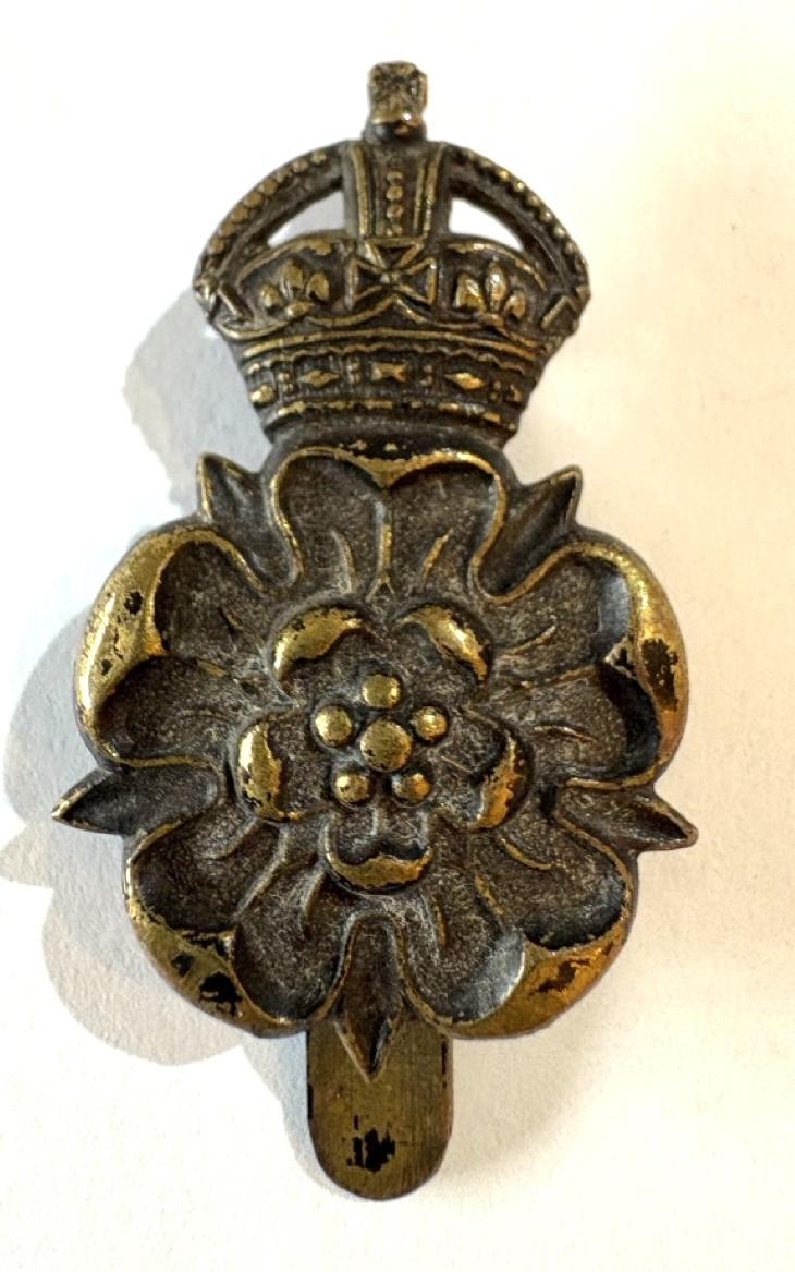 An original WW1 Queen's Own Yorkshire (Yeomanry)Dragoons Cap Badge